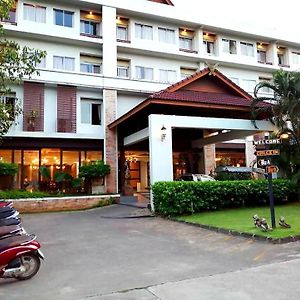 Nana Buri Hotel